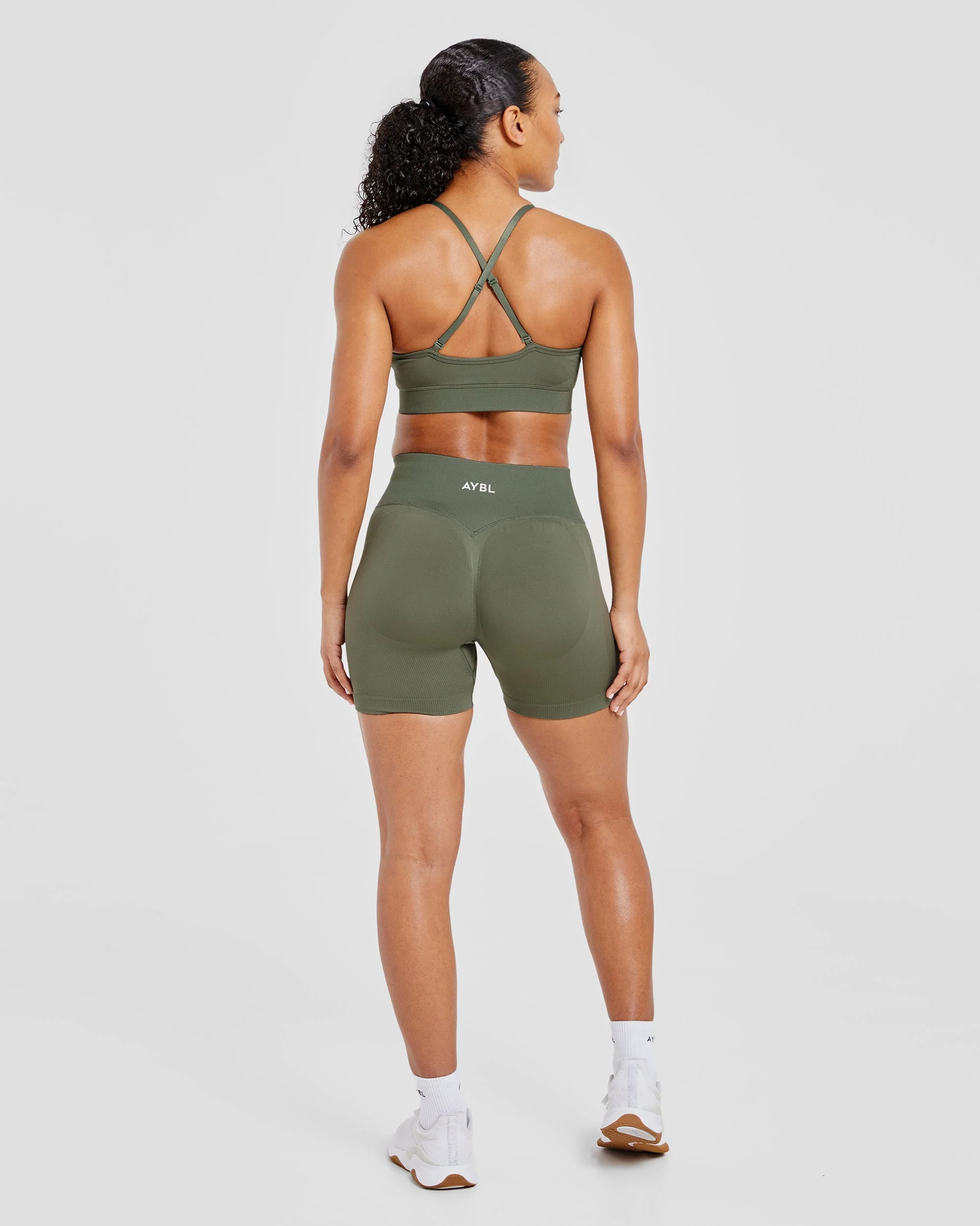 Adapt Seamless Sports Bra - Green - Image 4
