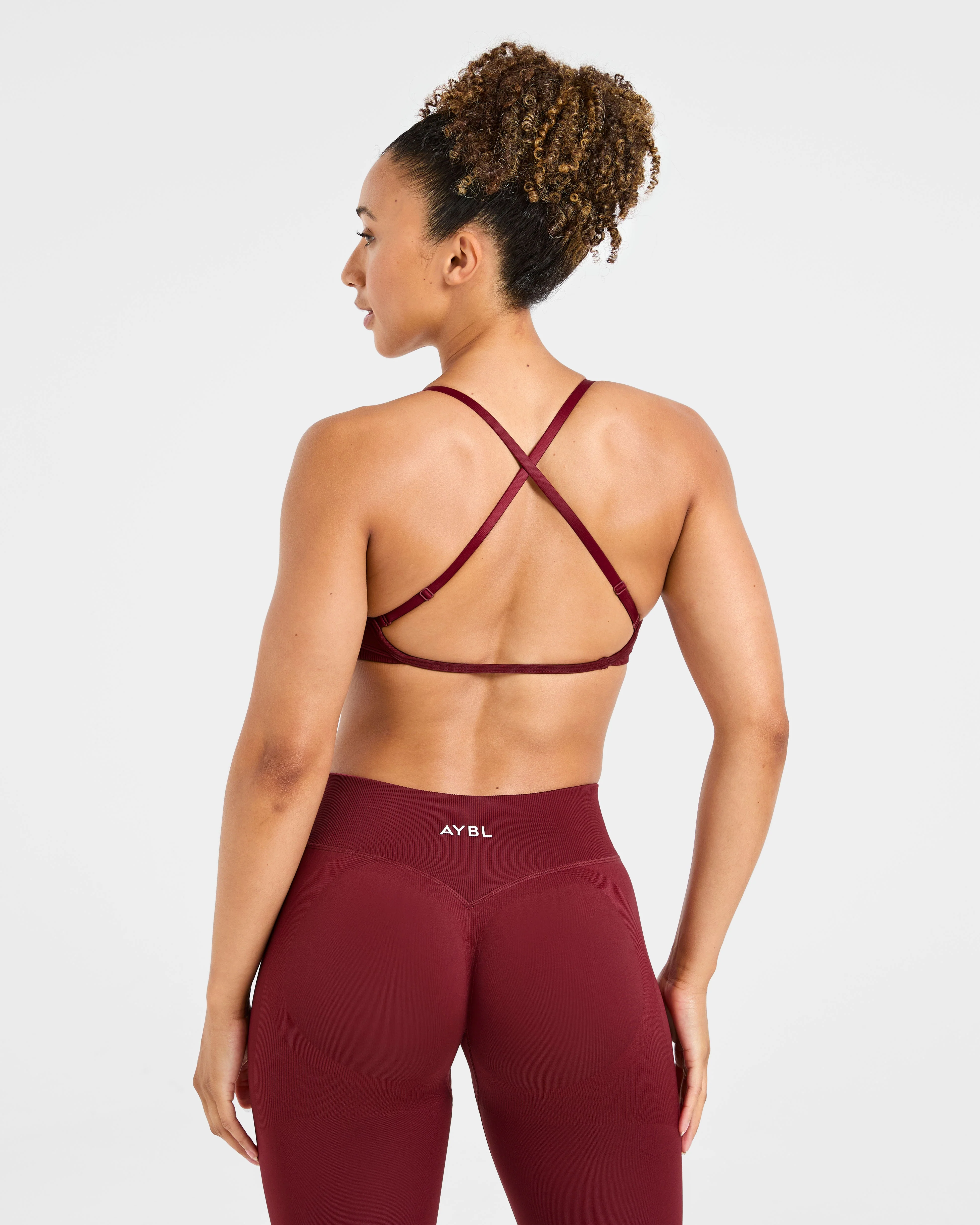 Adapt Seamless Strappy Sports Bra - Autumn Red - Image 2