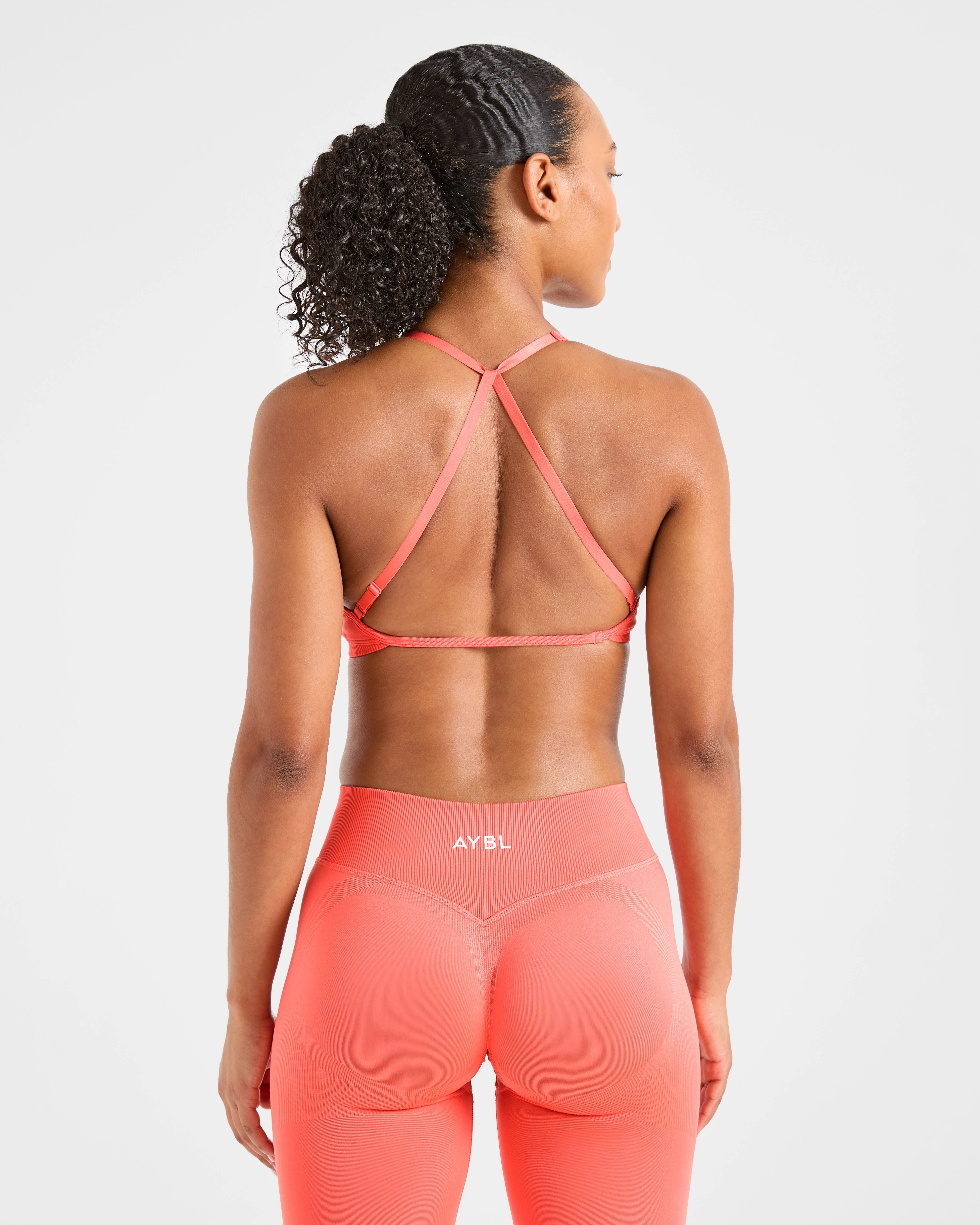 Adapt Seamless Strappy Sports Bra - Summer Peach - Image 2