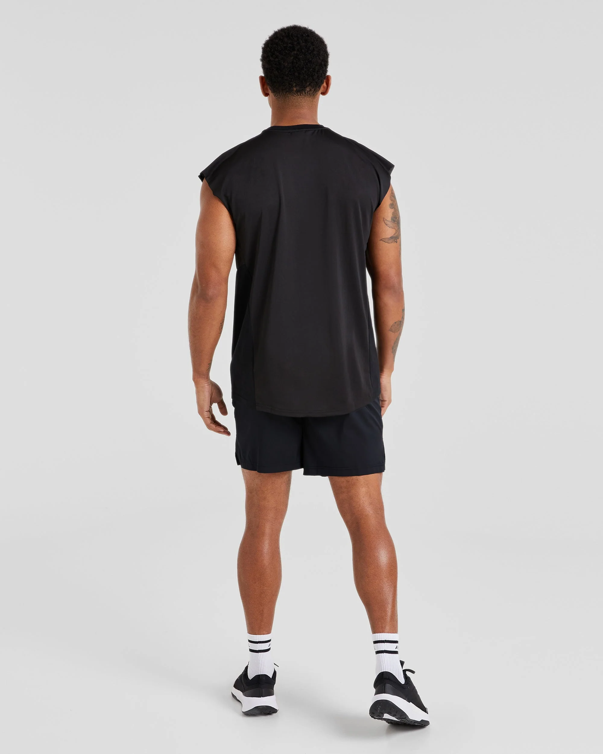 Ascend 7" Shorts - Black - Image 4