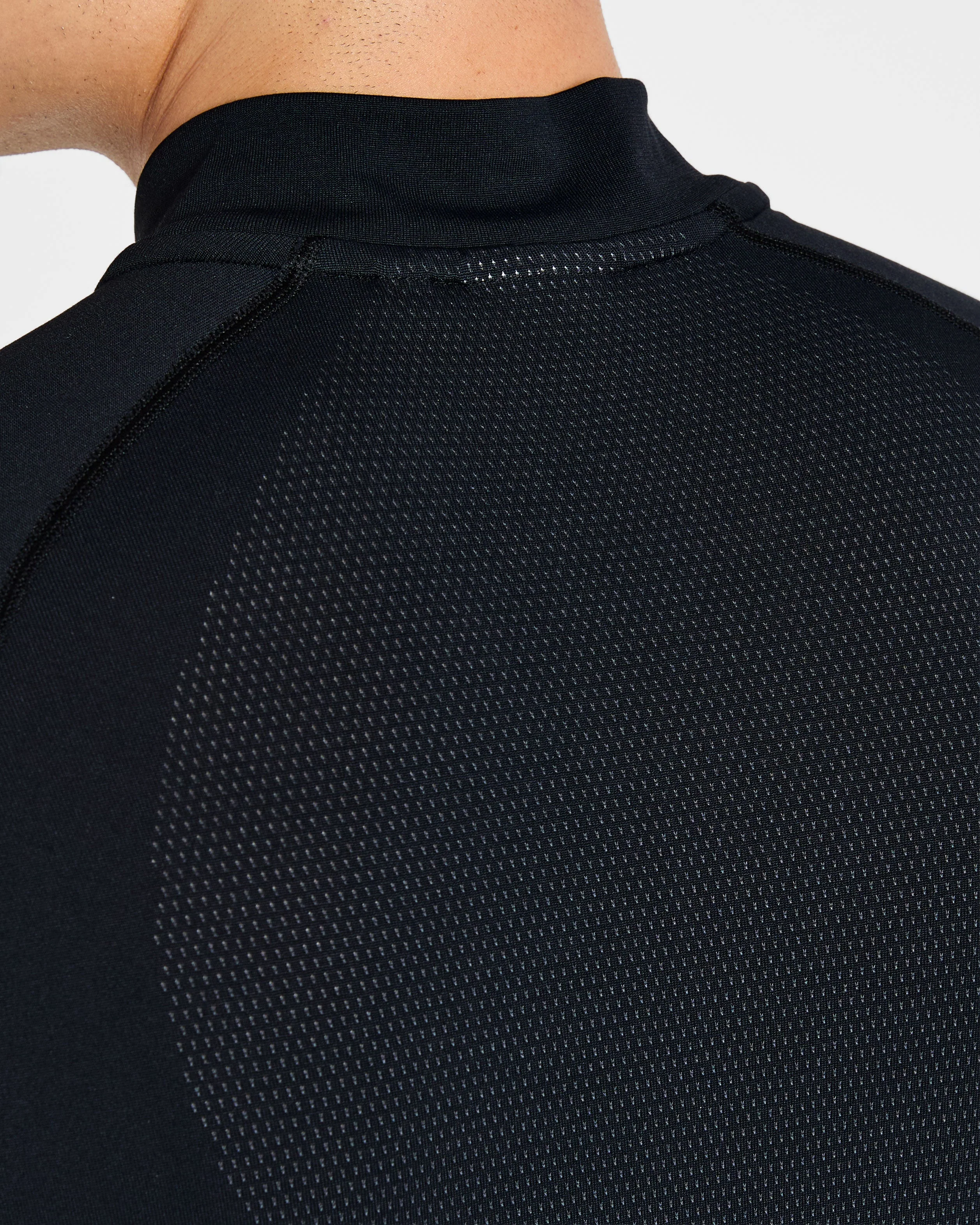 Attain Seamless 1/2 Zip Pullover - Black - Image 6