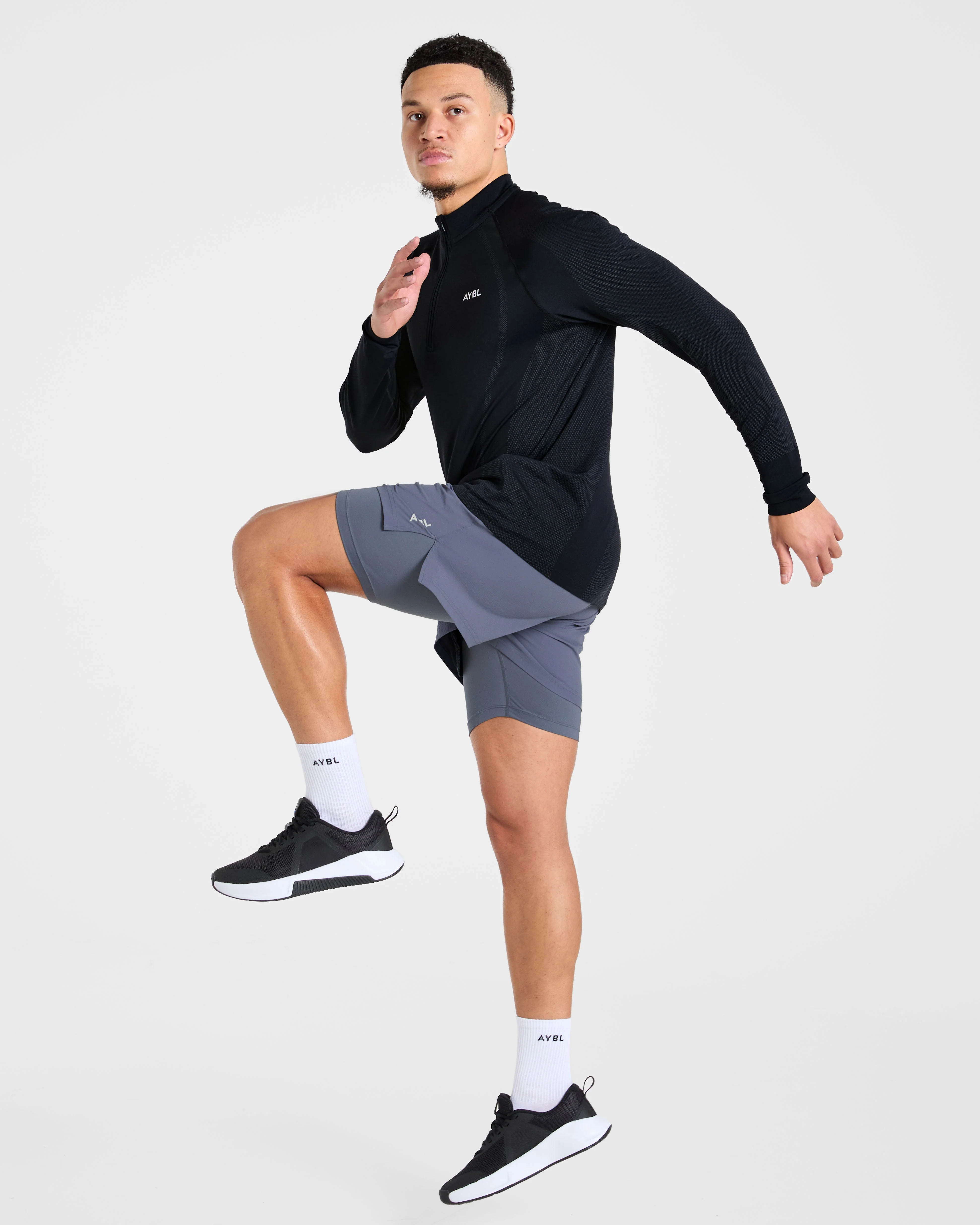 Attain Seamless 1/2 Zip Pullover - Black - Image 7
