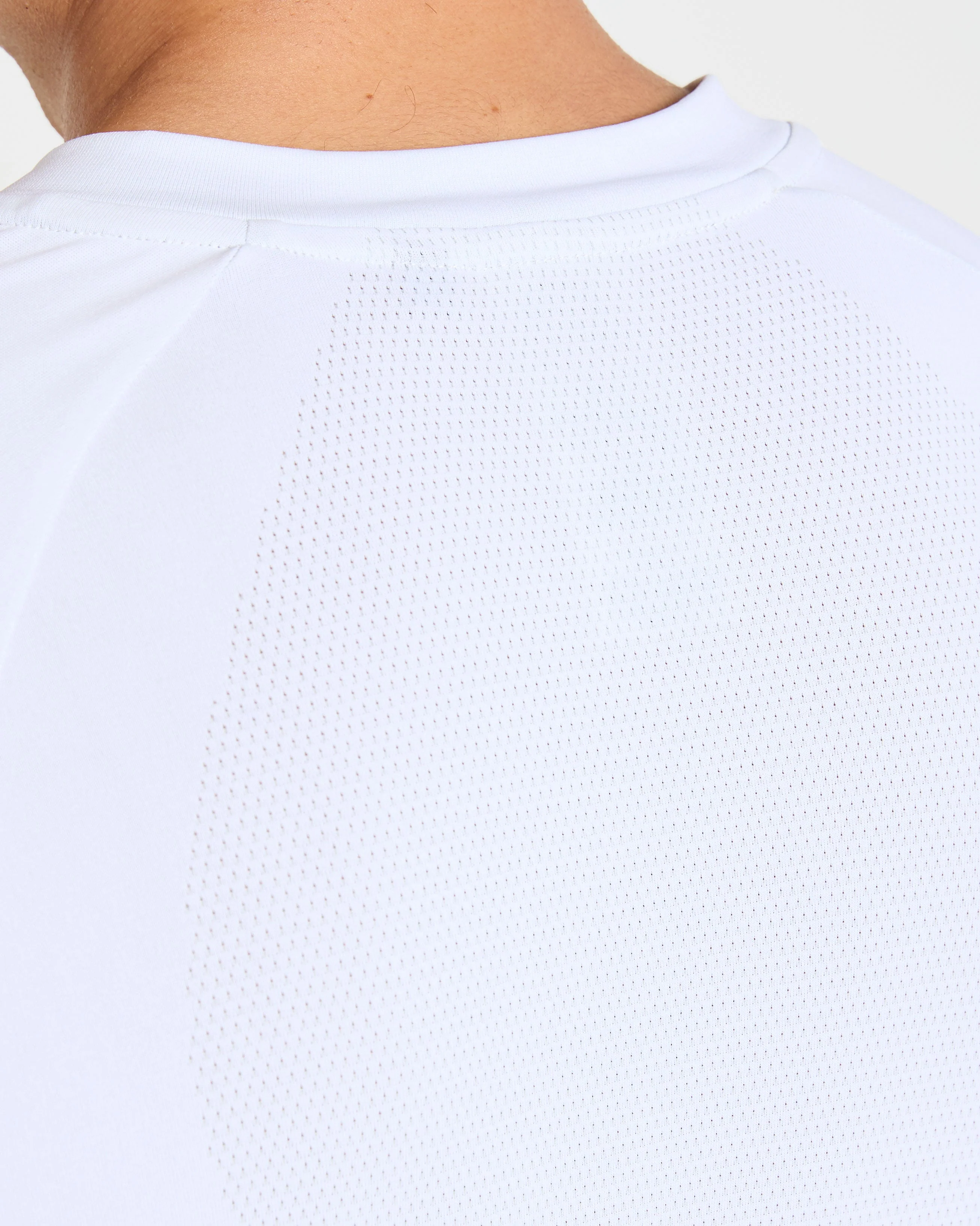 Attain Seamless Long Sleeve T Shirt - Storm White - Image 6