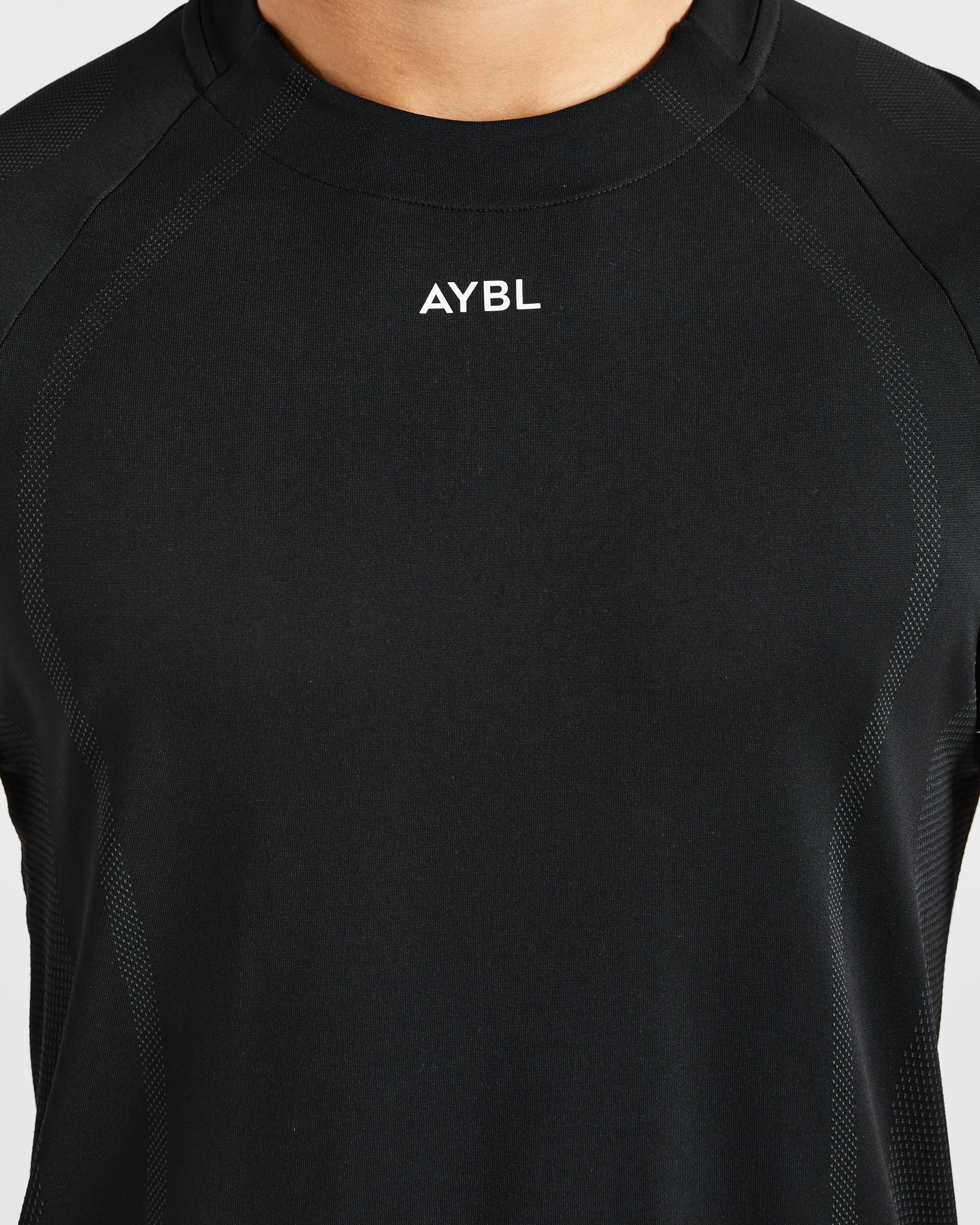 Attain Seamless T Shirt - Black - Image 5