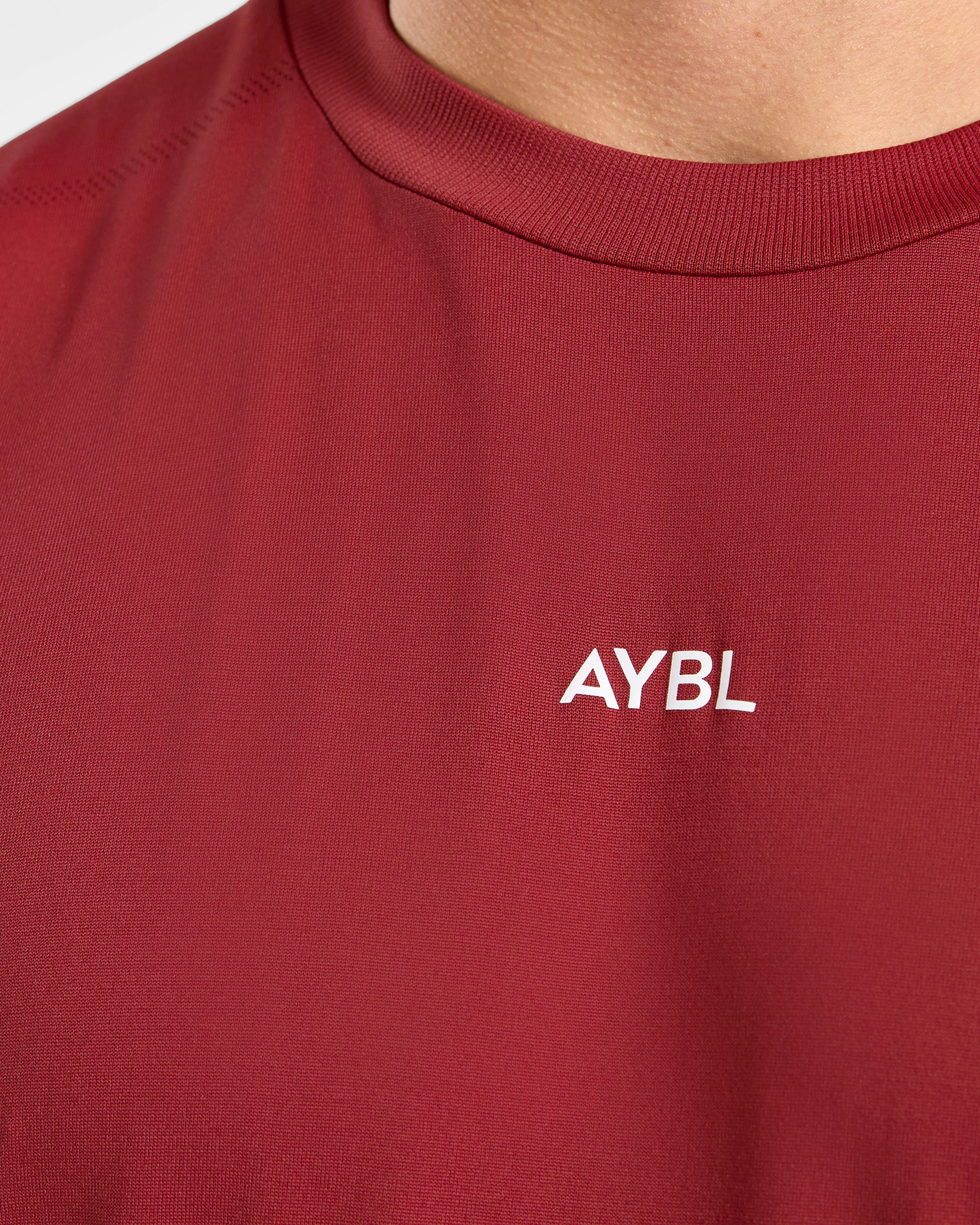 Attain Seamless Vest - Maroon Red - Image 5