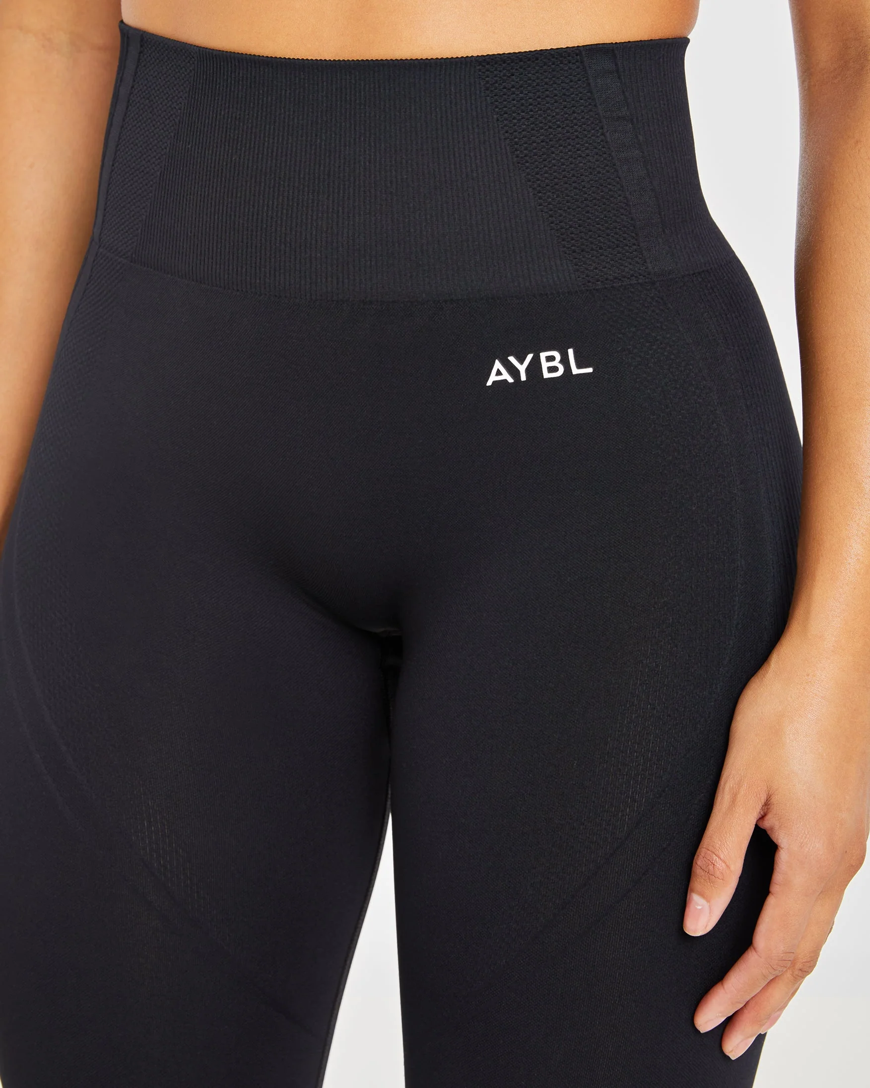Balance V3 Seamless Leggings - Black - Image 5