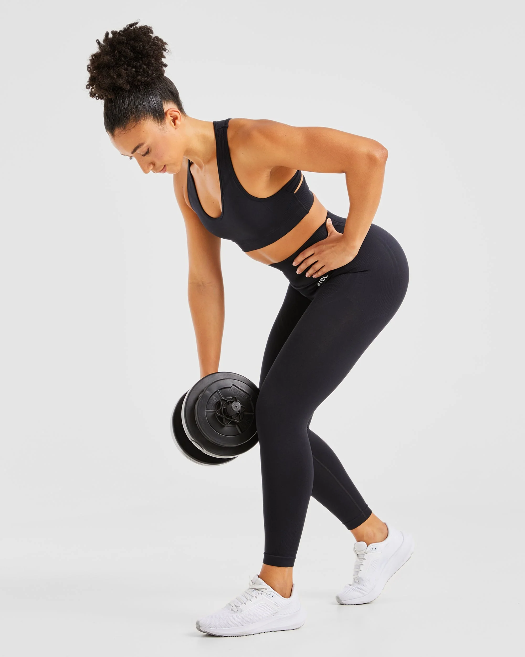Balance V3 Seamless Sports Bra - Black - Image 7