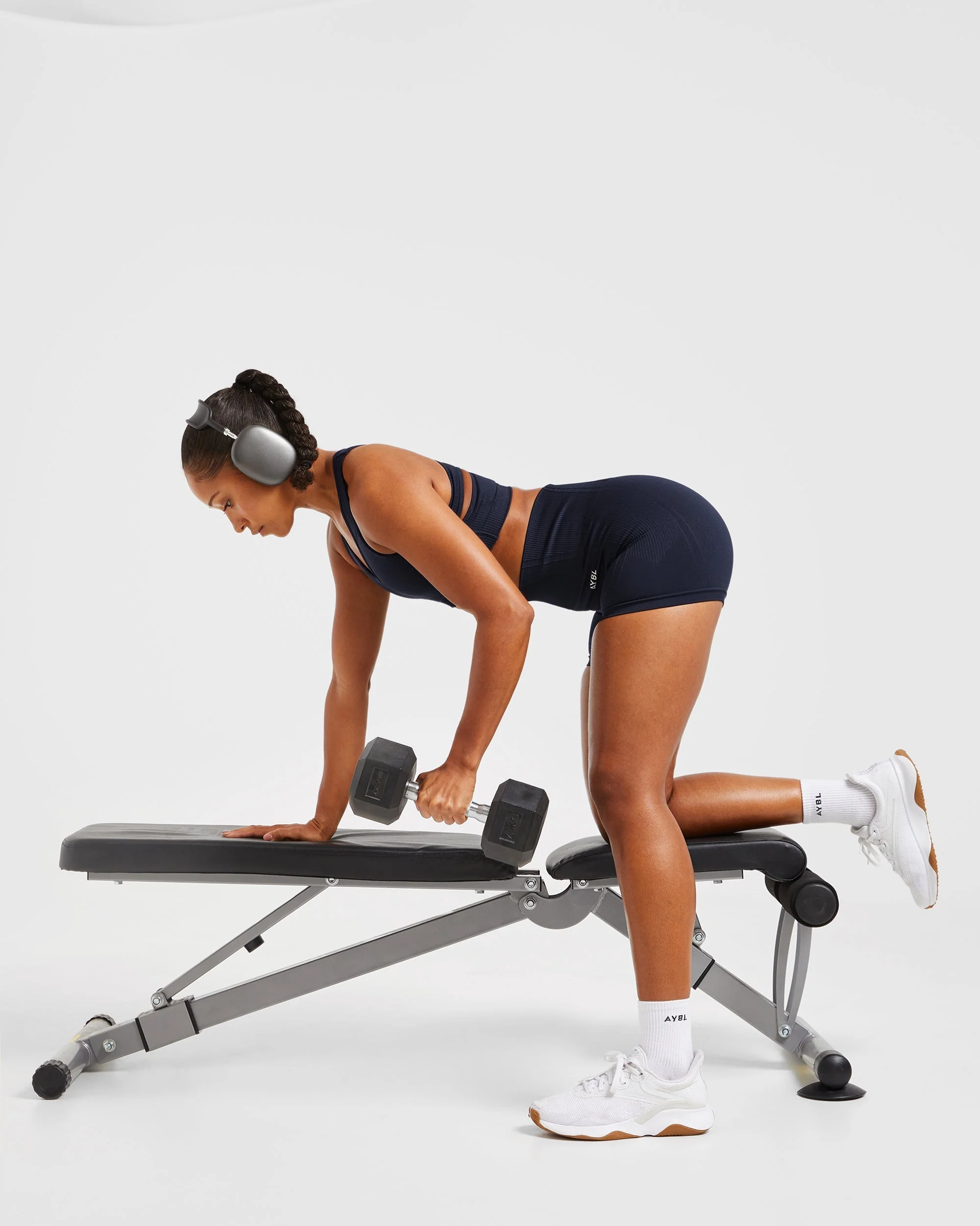 Balance V3 Seamless Sports Bra - Navy - Image 7