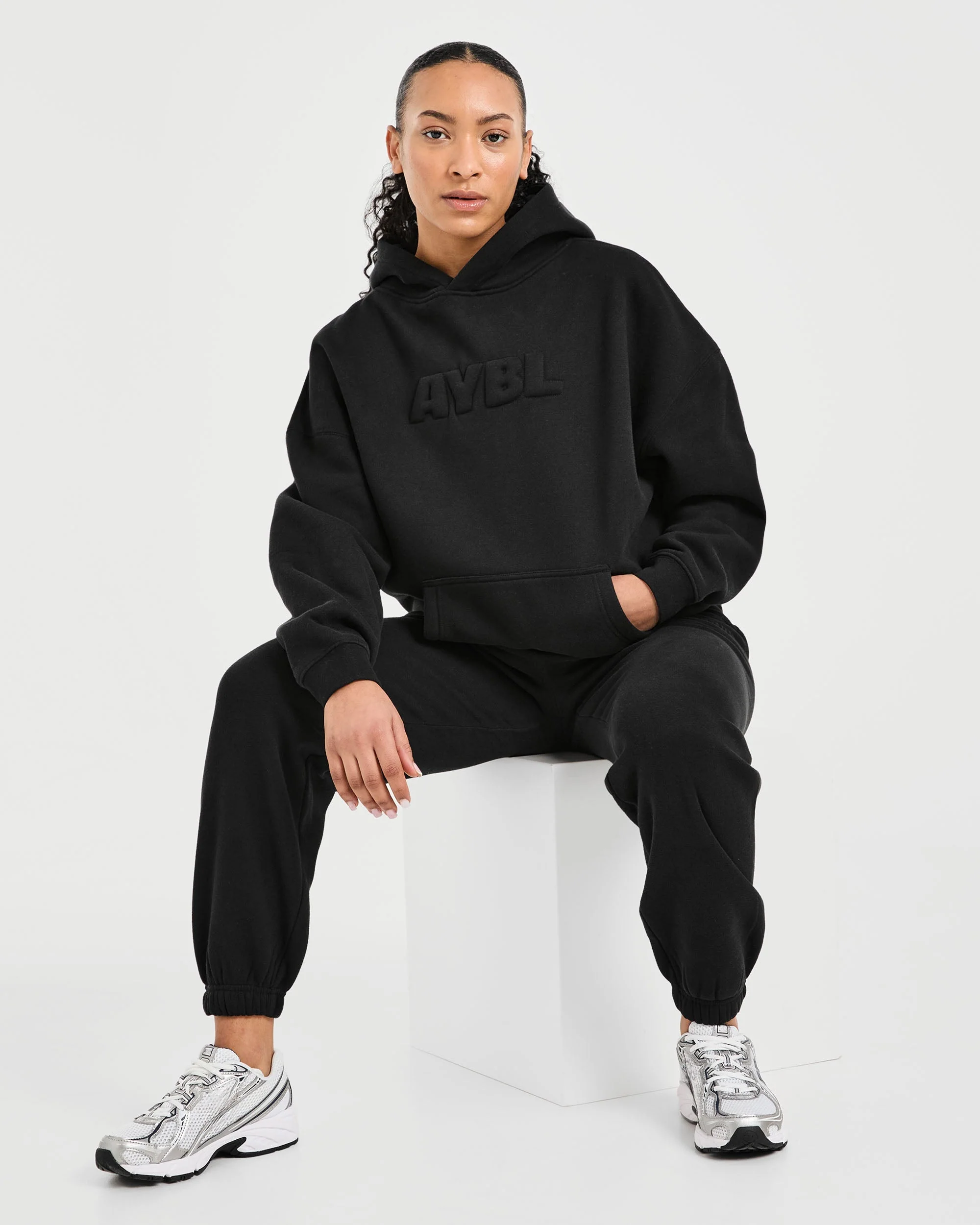 Classic Plush Oversized Hoodie - Black - Image 8