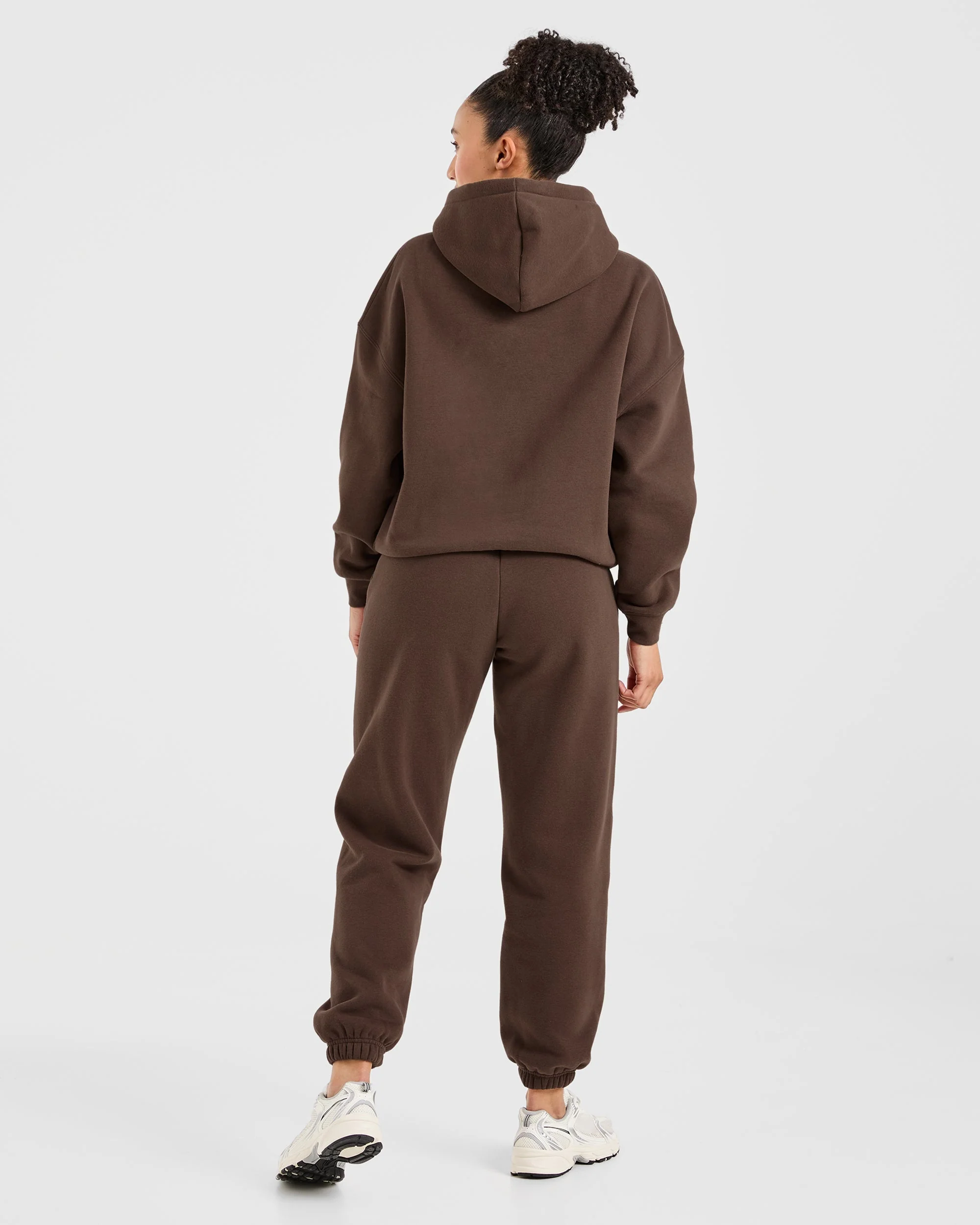 Classic Plush Oversized Joggers - Brown - Image 4