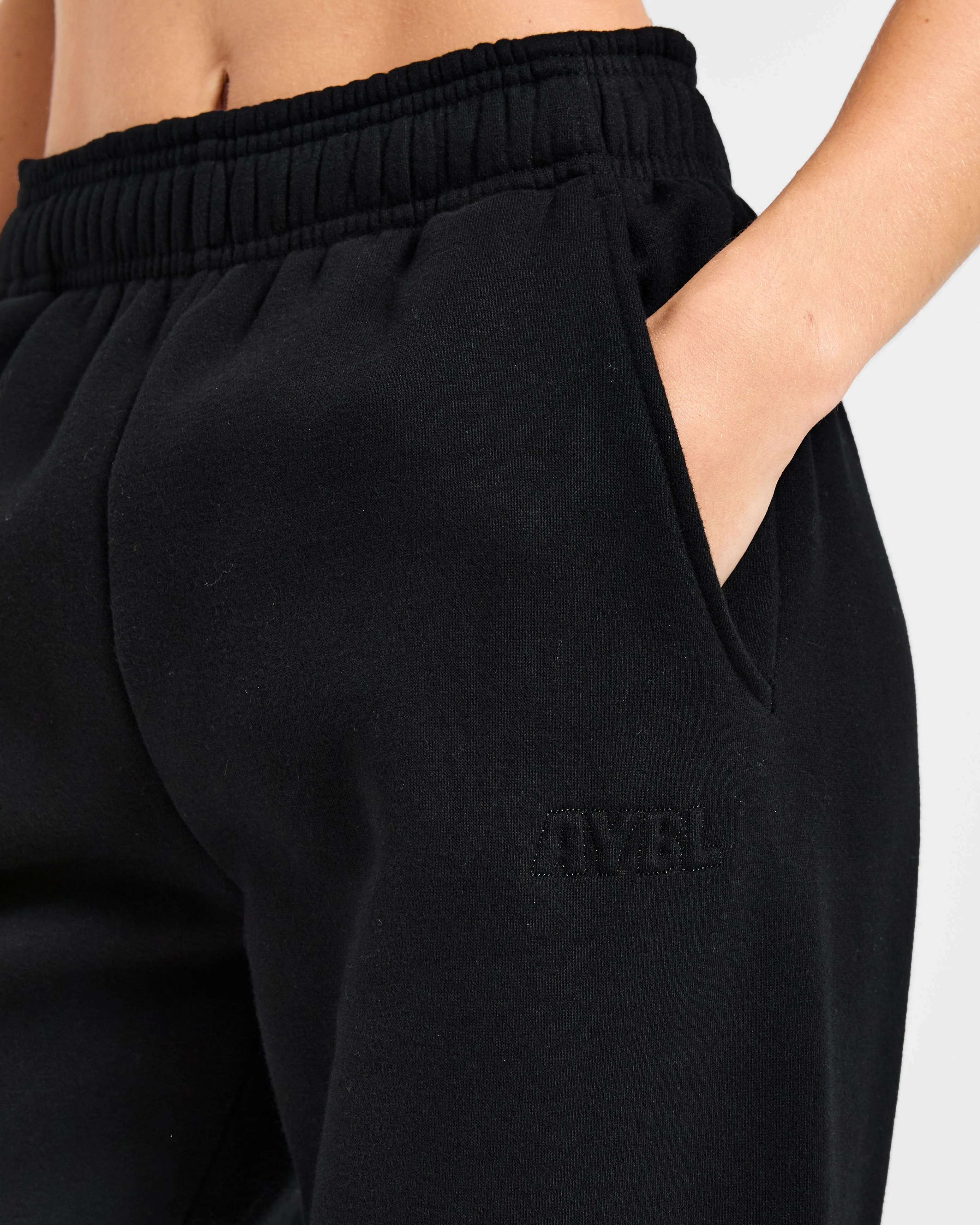 Classic Plush Oversized Straight Leg Joggers - Black - Image 6