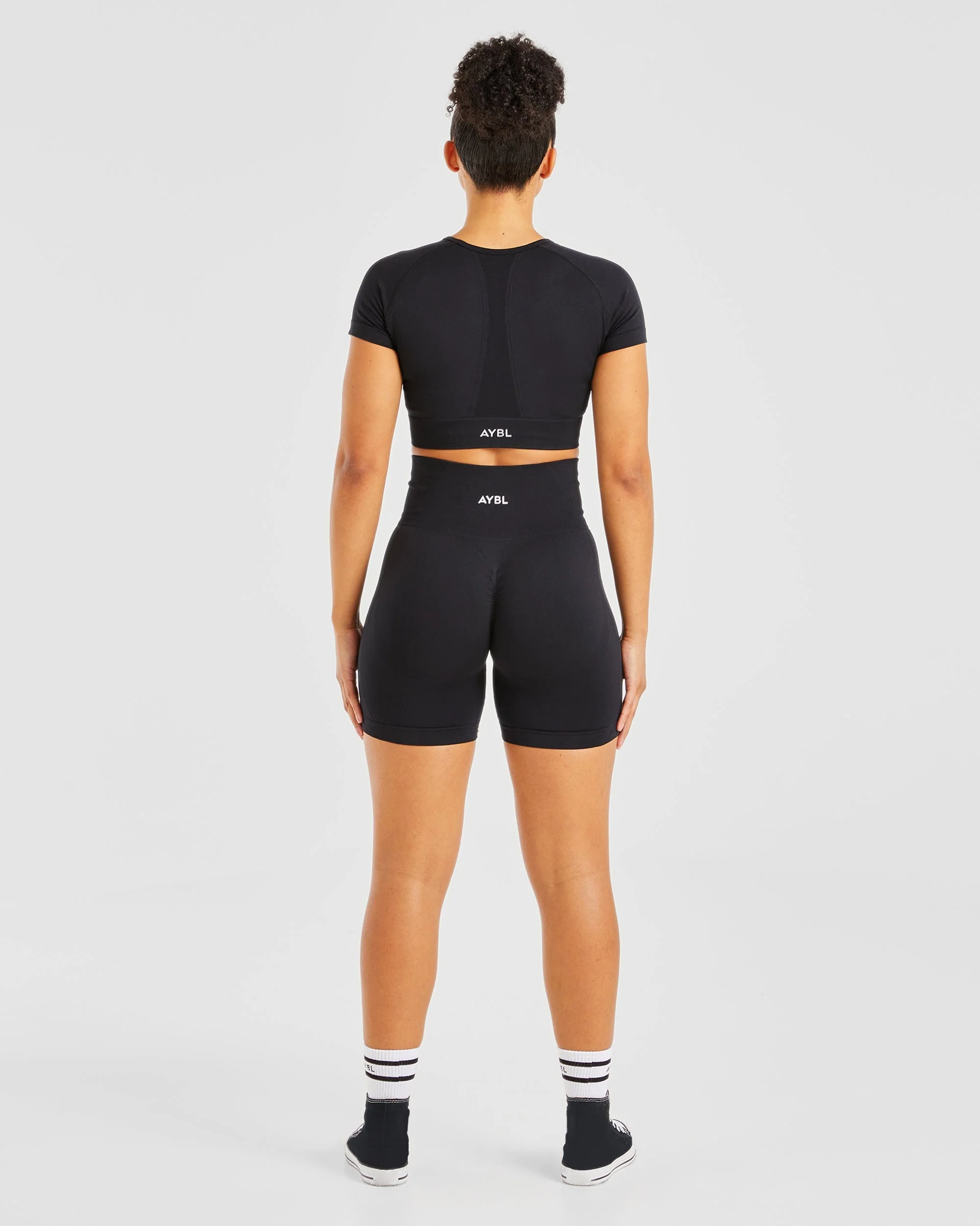 Empower Seamless Cycling Shorts - Black - Image 4