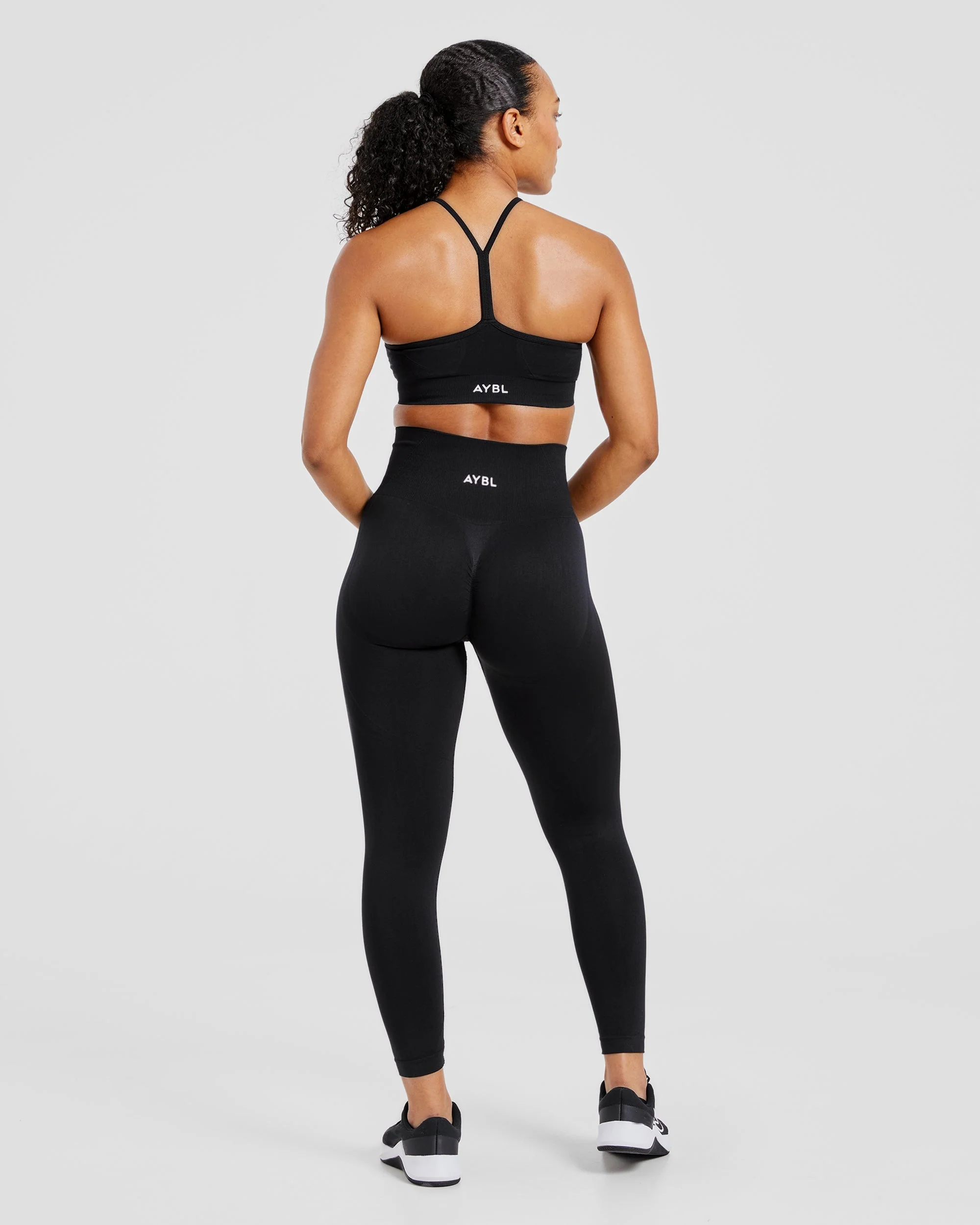 Empower Seamless Sports Bra - Black - Image 4