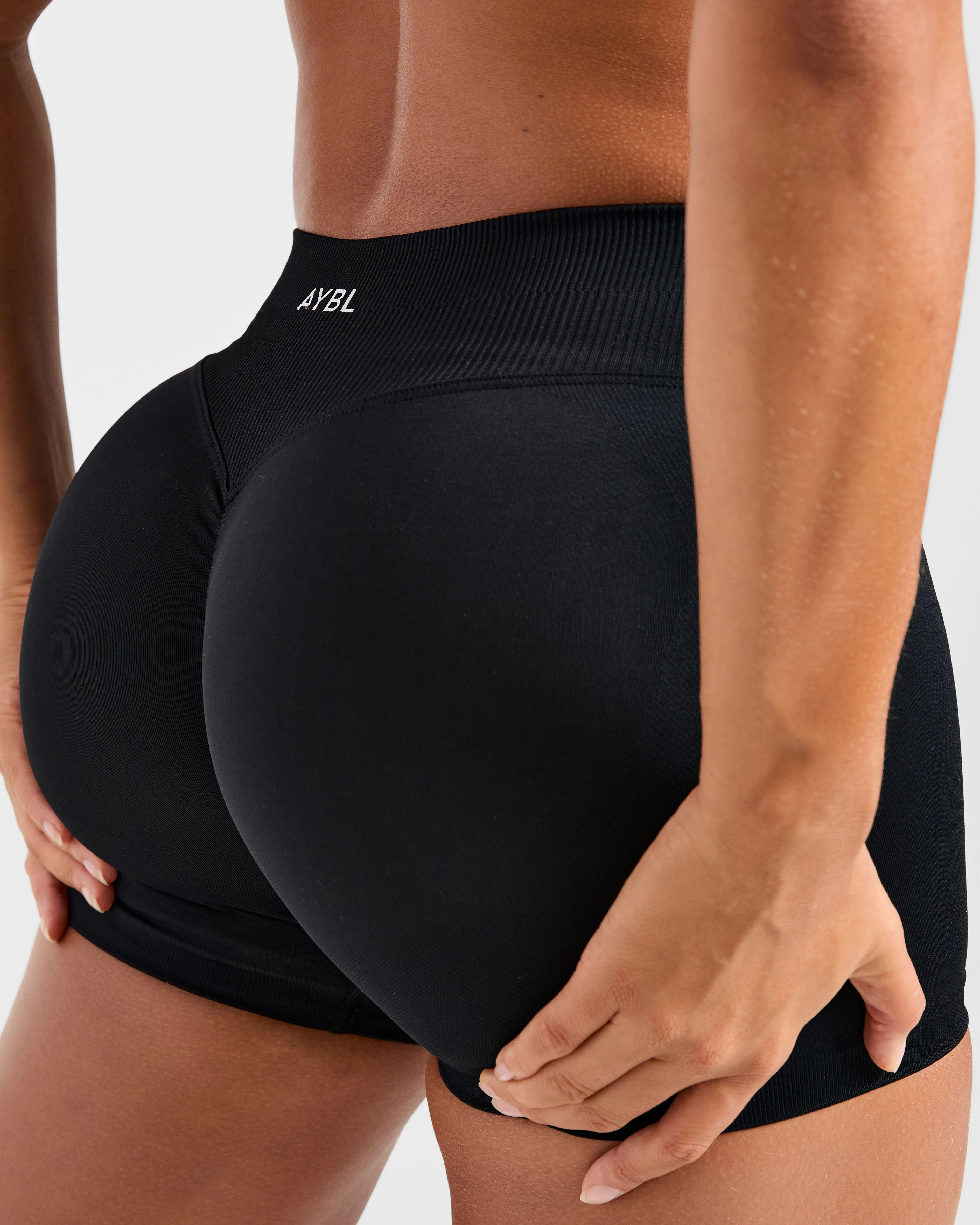 Enhance Seamless Shorts | 3.5"- Black - Image 6