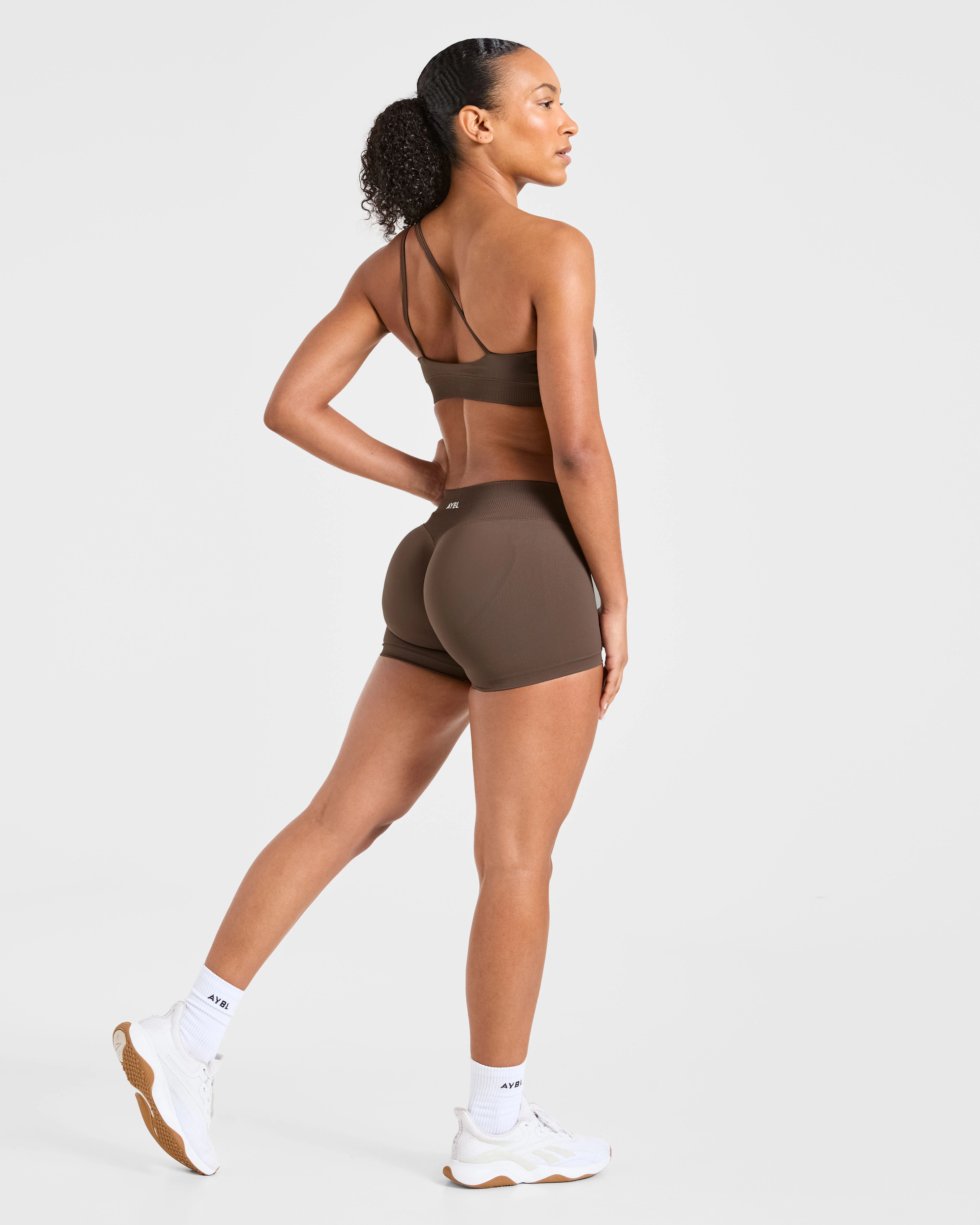 Enhance Seamless Shorts | 3.5"- Brown - Image 4