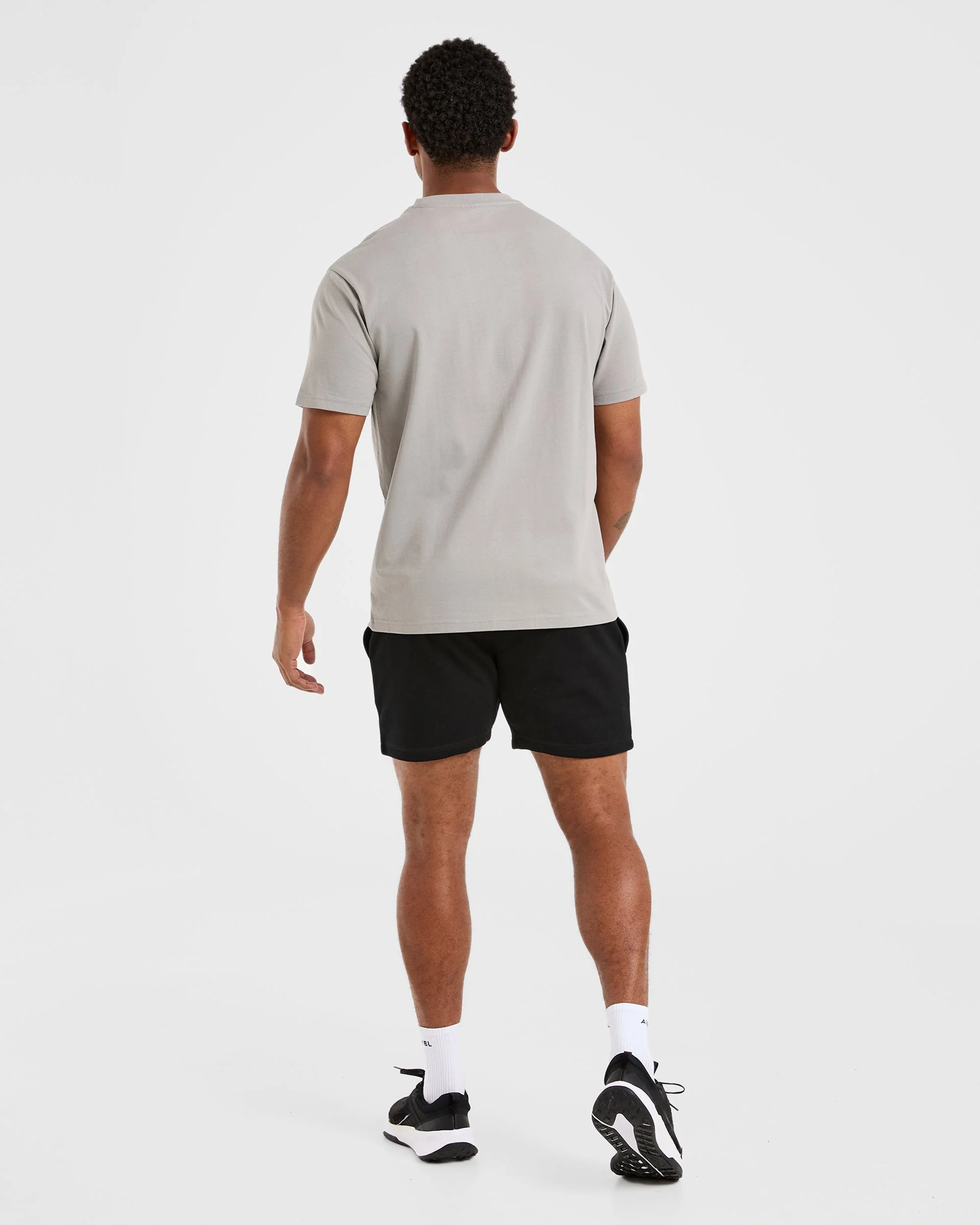 Essential Lightweight 5" Shorts - Black - Image 4