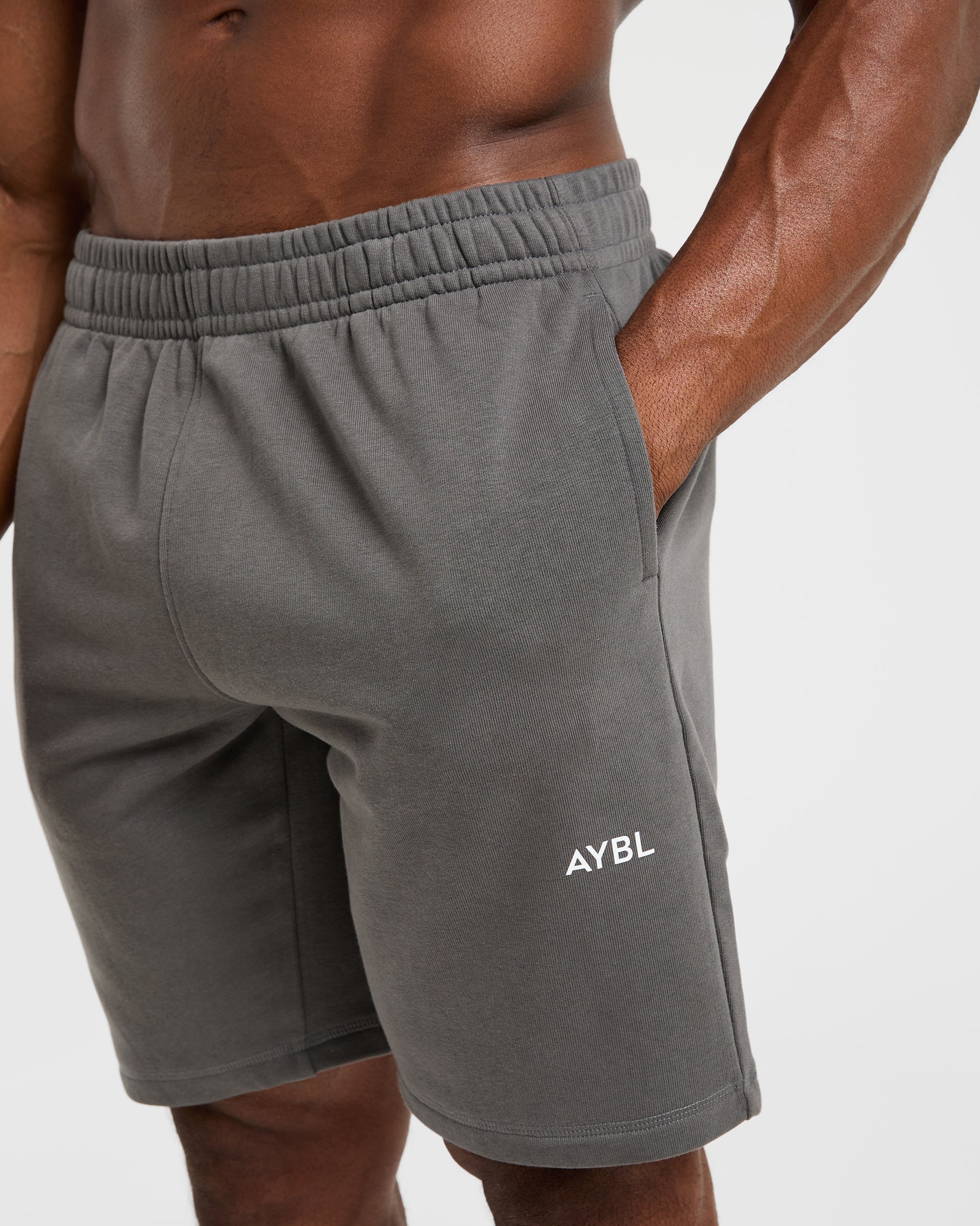 Essential Lightweight 7" Shorts - Charcoal - Image 5