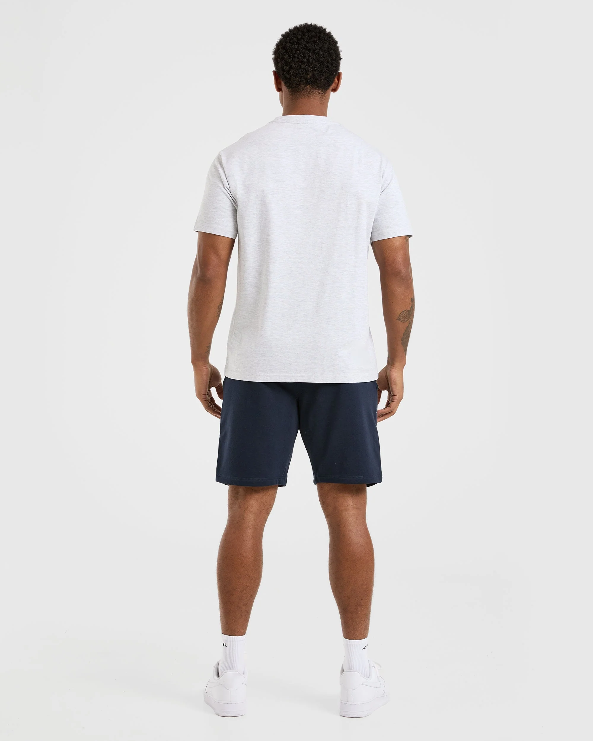 Essential Lightweight 7" Shorts - Navy - Image 4