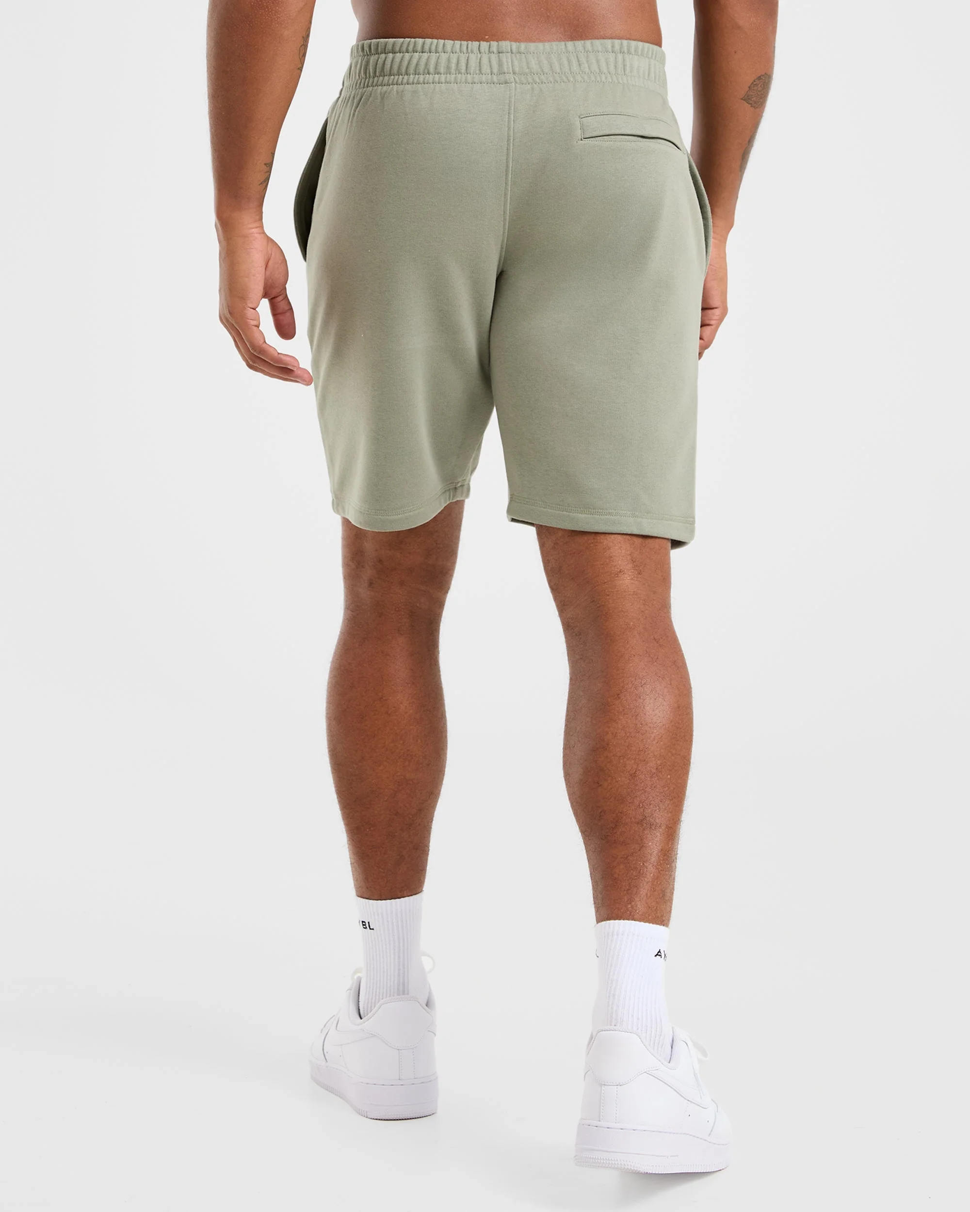 Essential Lightweight 7" Shorts - Washed Sage - Image 2