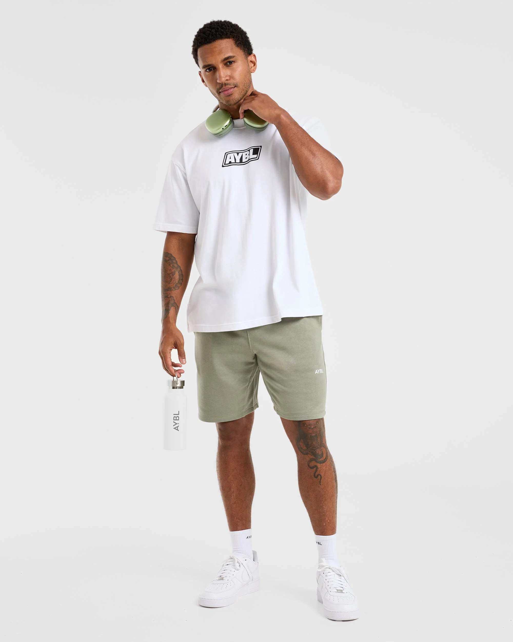Essential Lightweight 7" Shorts - Washed Sage - Image 7