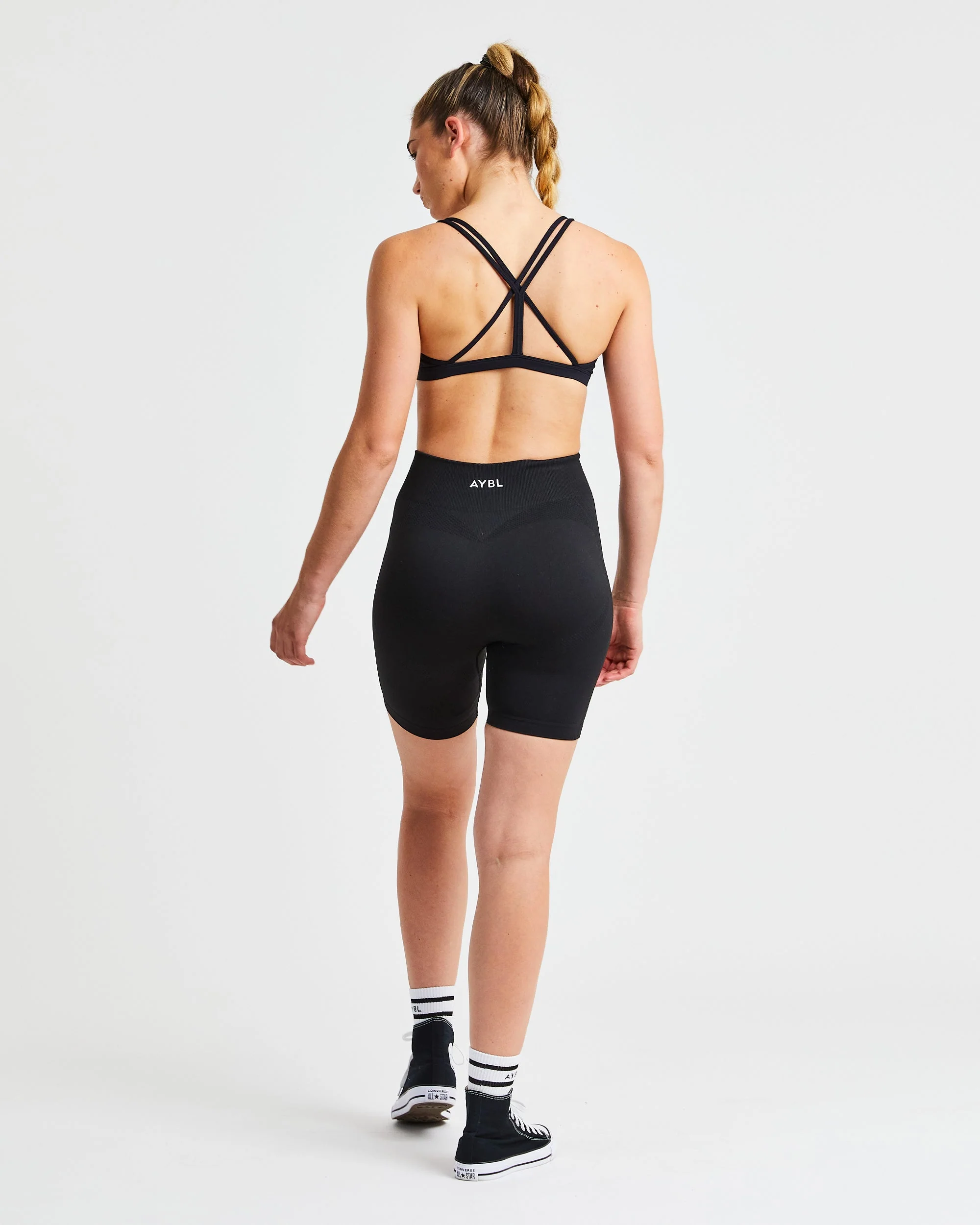 Essential Strappy Sports Bra - Black - Image 12