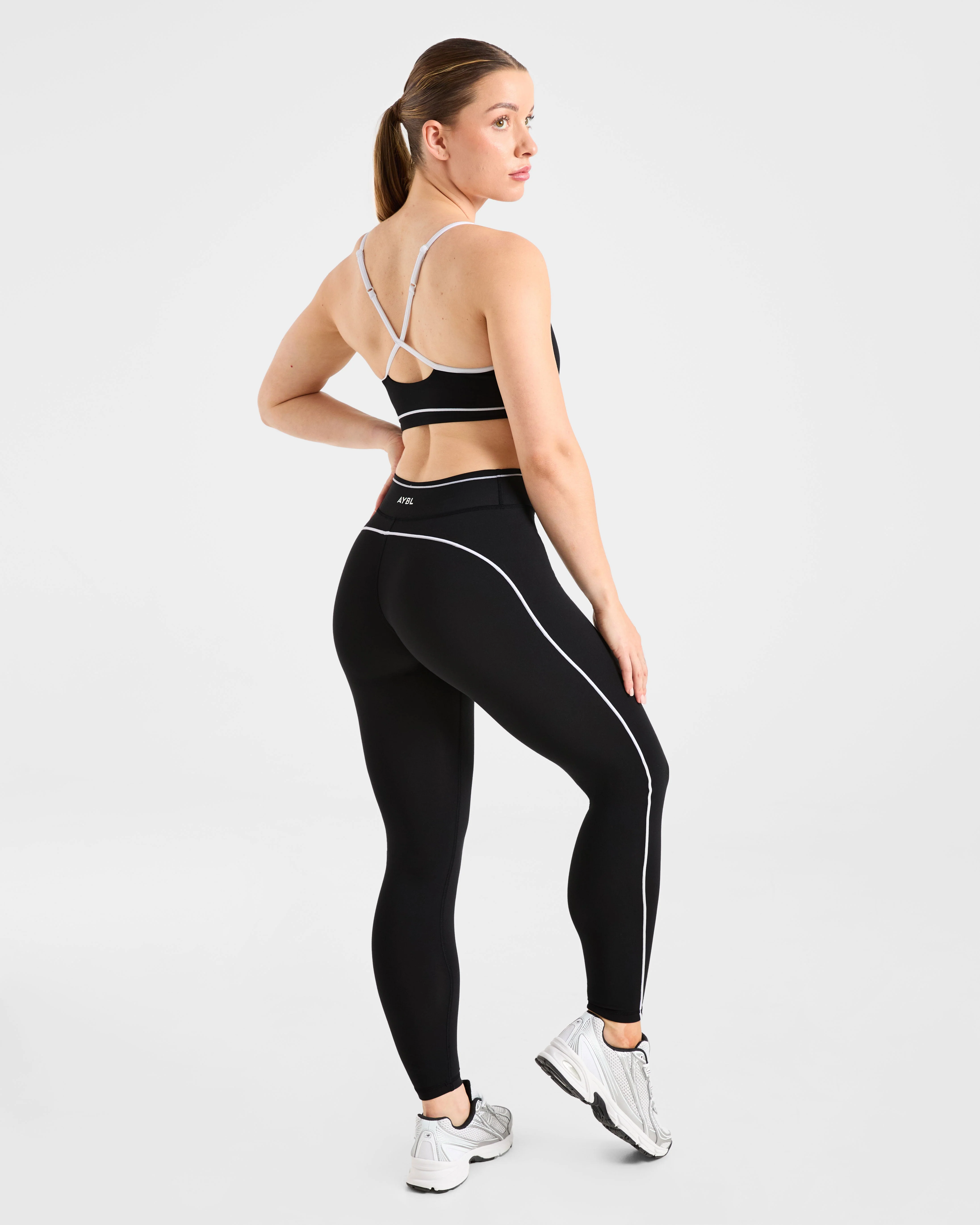 Form Leggings - Black - Image 4
