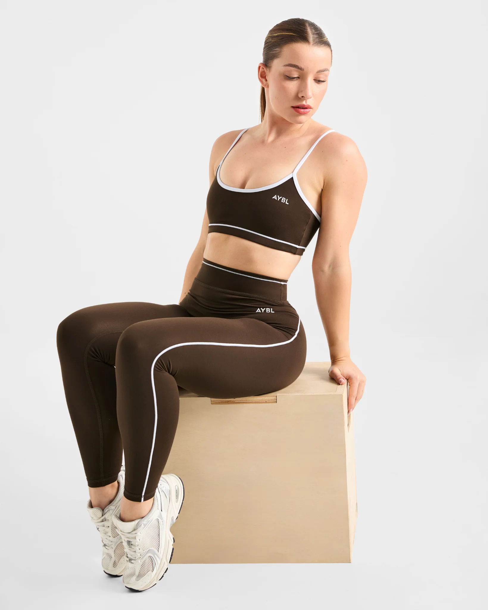 Form Leggings - Coffee Bean - Image 8