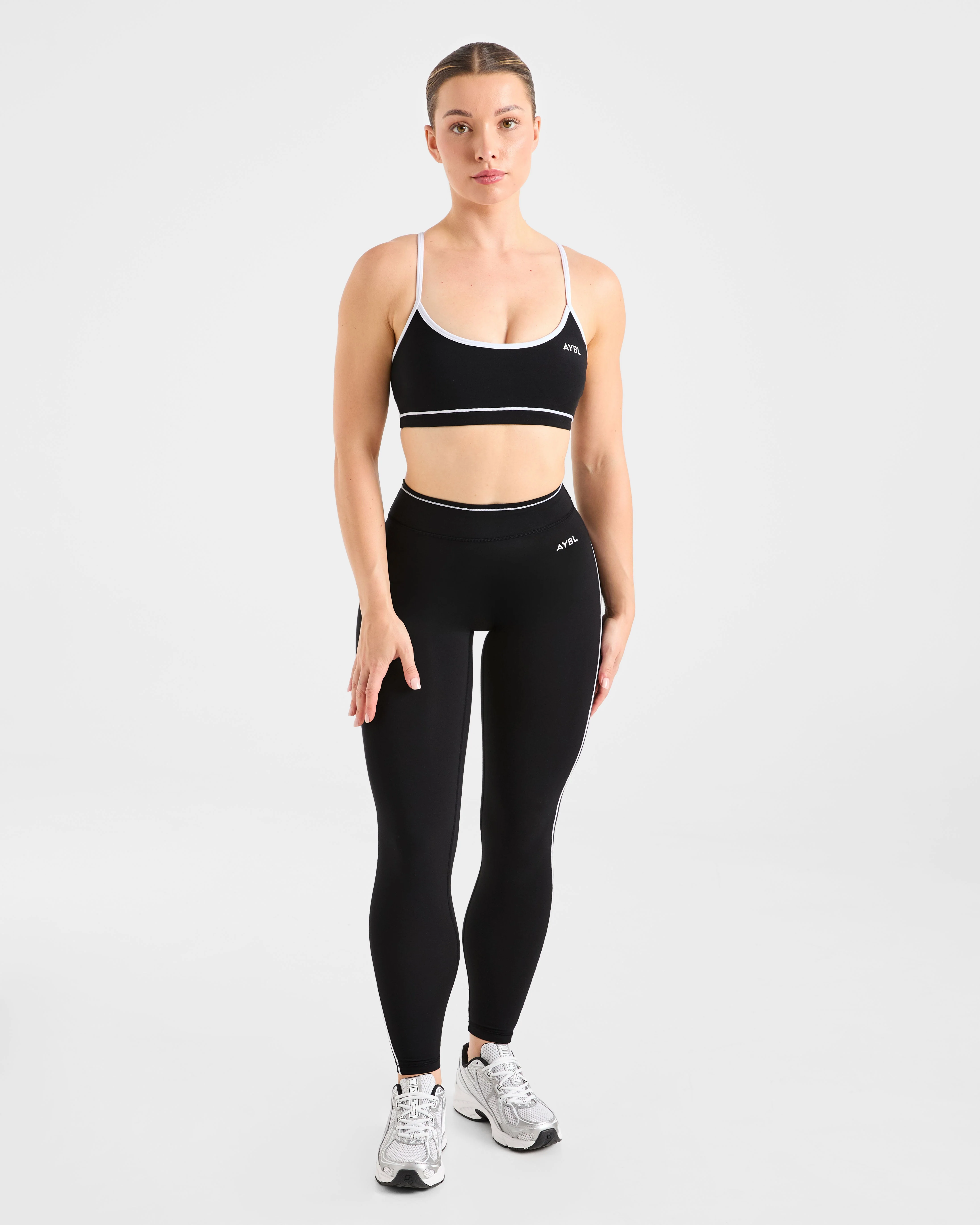 Form Sports Bra - Black - Image 3