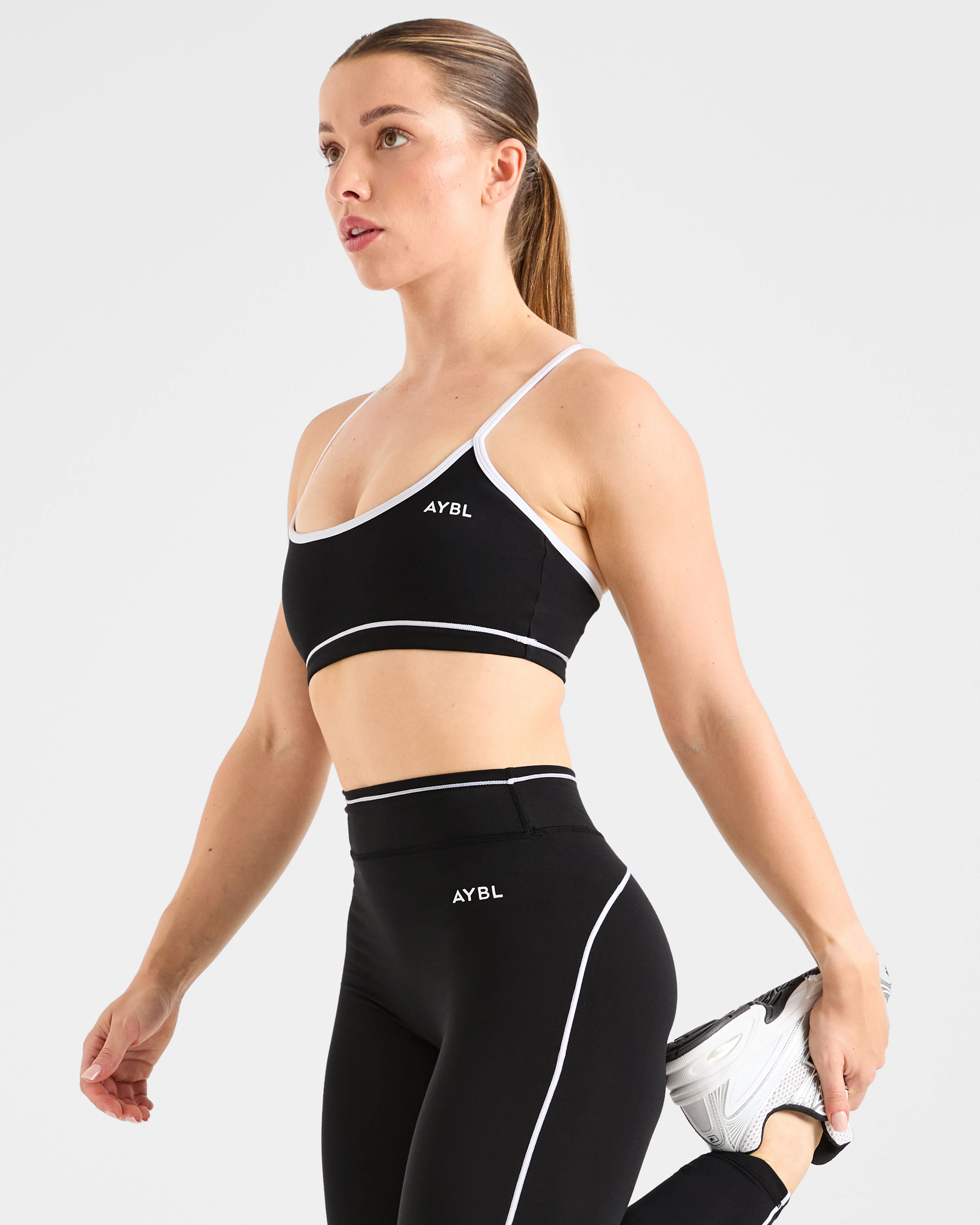 Form Sports Bra - Black - Image 8