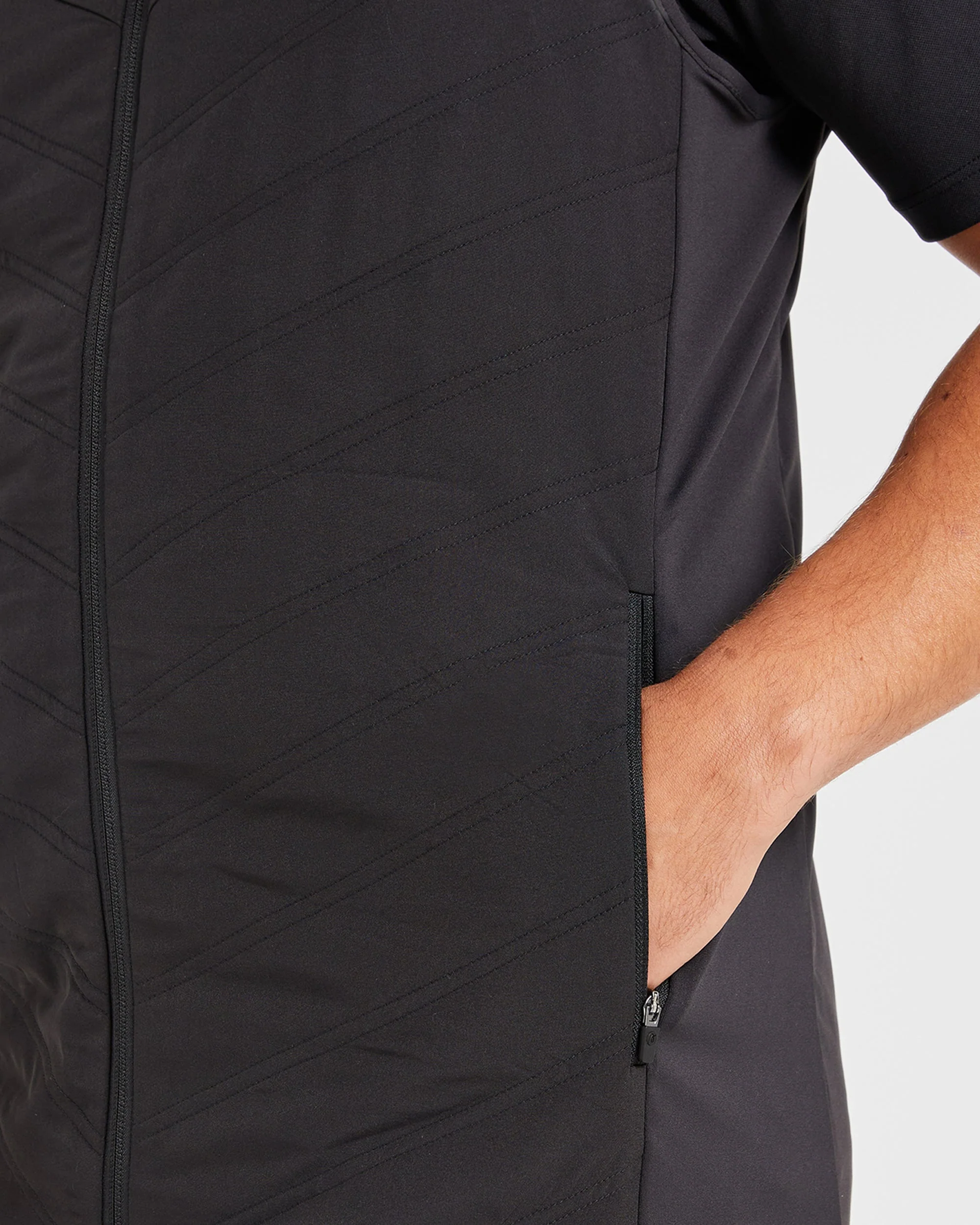 Performance Hybrid Gilet - Black - Image 6