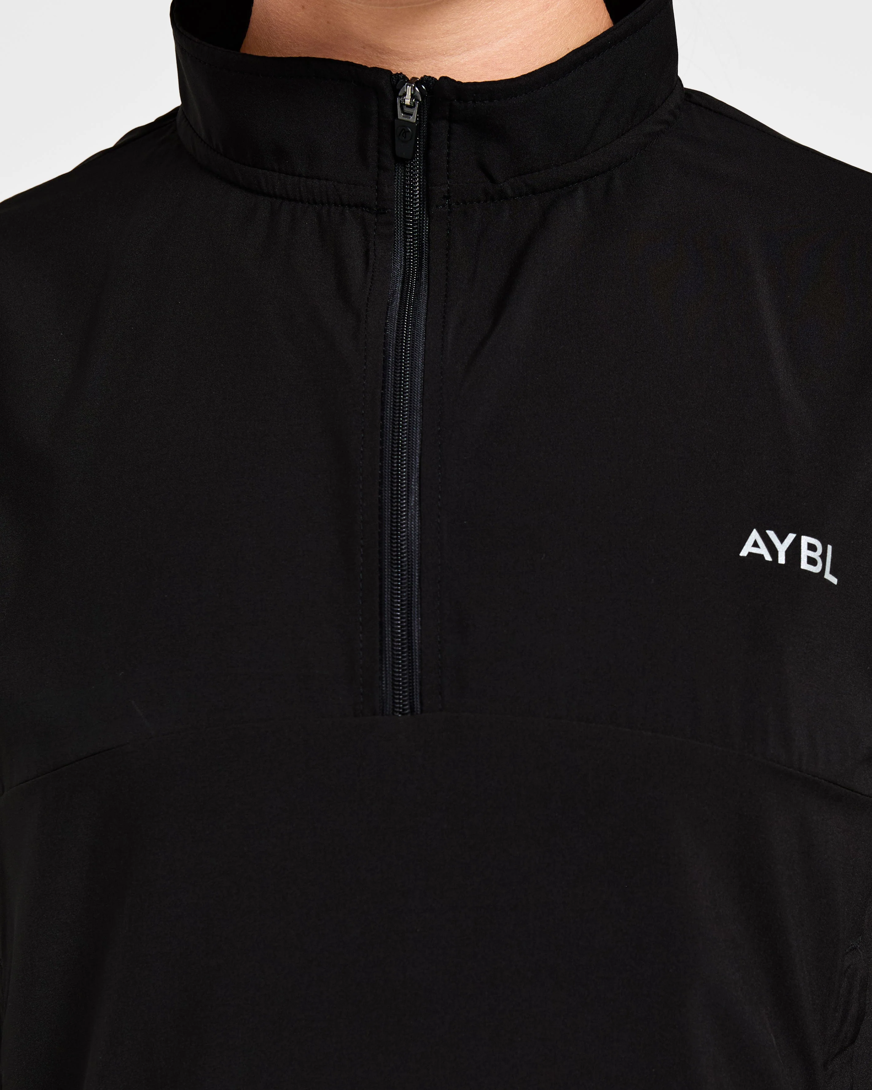 Run 1/2 Zip Jacket - Black - Image 5