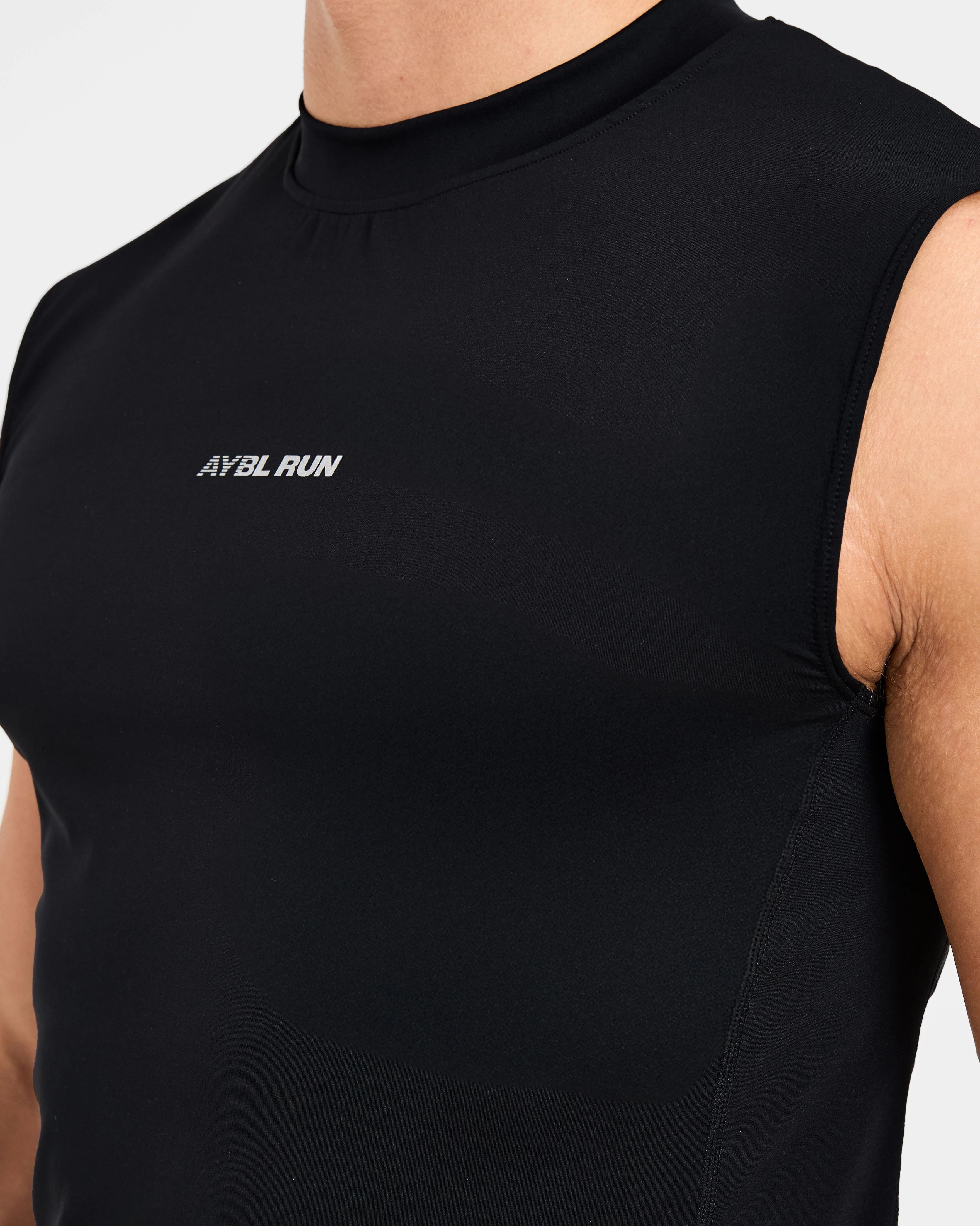 Run Slim Tank - Black - Image 6