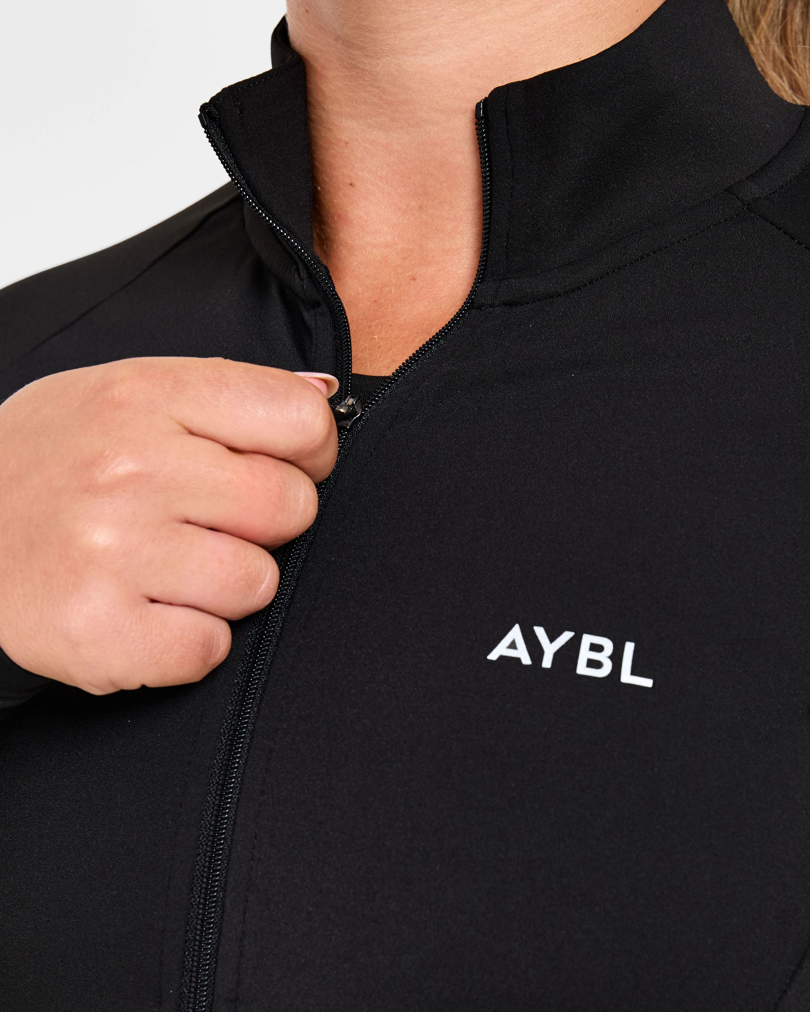 Run Zip Jacket - Black - Image 6